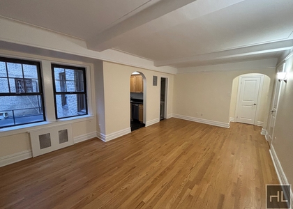 Christopher Street - Photo 1