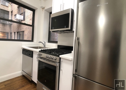 East 88 Street - Photo 1