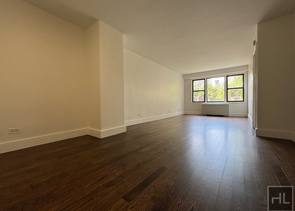 East 63 Street - Photo 1