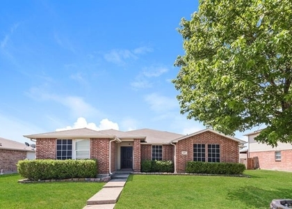 609 Rosemary Drive - Photo 1