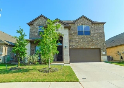 1021 Pitch Pine Street - Photo 1