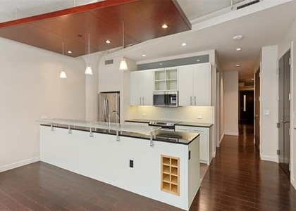 2600 W 7th Street - Photo 1