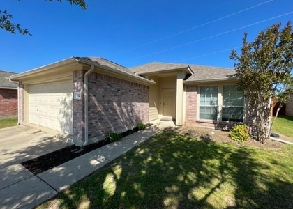 712 Linden Avenue - Photo 1