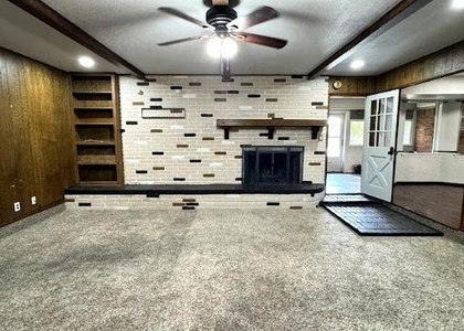 413 N Trail Street - Photo 1