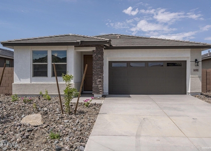 16792 W Gwen Street - Photo 1