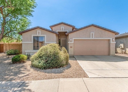 2821 E Tyson Street - Photo 1