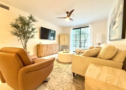 780 S Sapodilla Avenue - Photo 1