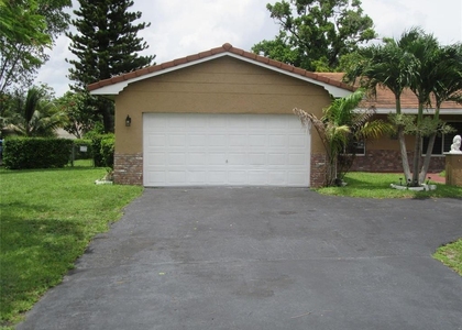 4100 Nw 110th Avenue - Photo 1