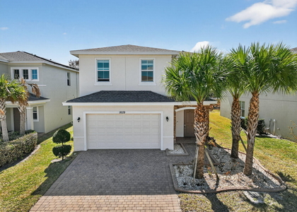 1609 Nw Cataluna Circle - Photo 1