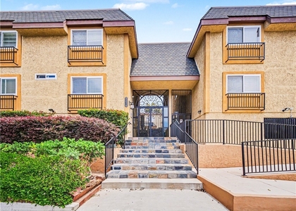 5224 Denny - Photo 1