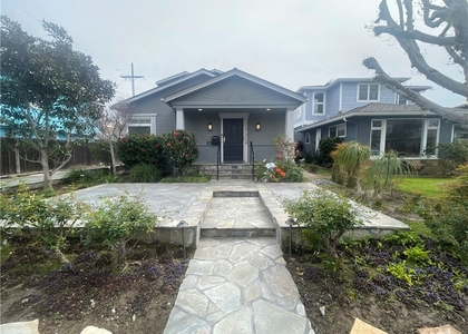 220 Baltimore Avenue - Photo 1