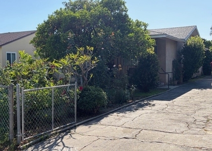 5243 Acacia Street - Photo 1