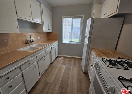 1227 S Holt Avenue - Photo 1