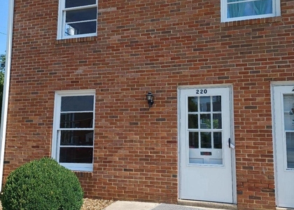 220 E Whitlock Avenue - Photo 1