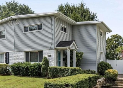 10607 Maple Street - Photo 1