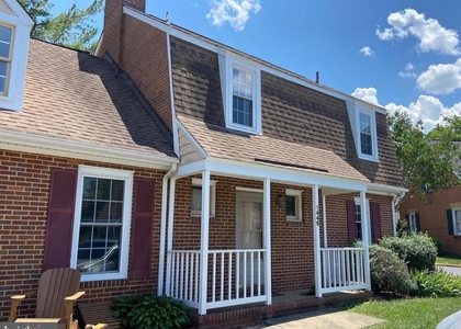 1446 Kenmore Avenue - Photo 1