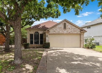 903 Luke Ln - Photo 1