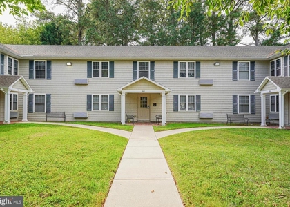 800 Travers Street - Photo 1