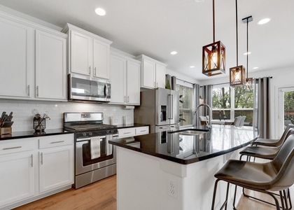 9710 Tanglemede St - Photo 1