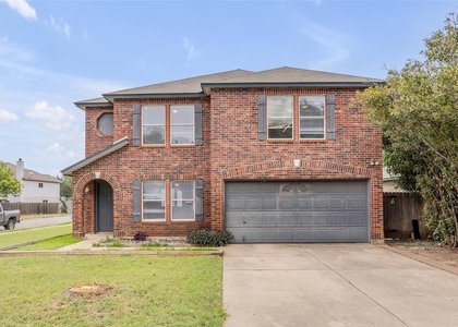 2514 Byfield Dr - Photo 1