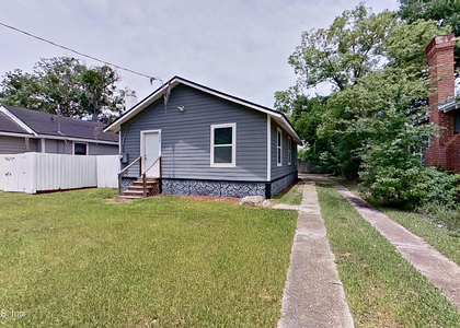 535 W 59th Street - Photo 1