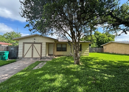 222 Ruslee Street - Photo 1