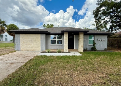 2630 De Soto Street - Photo 1