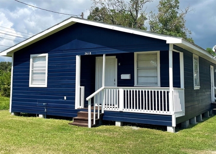 2618 Rosalee Street - Photo 1