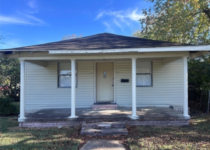 1648 W Rev Dr Ransom Howard St - Photo 1