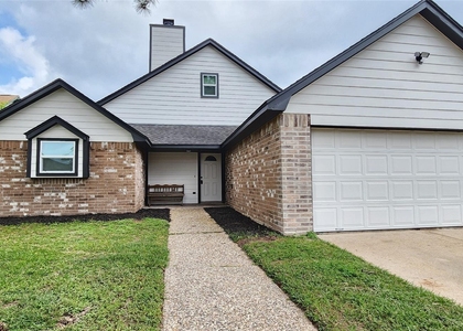128 Lasso Street - Photo 1