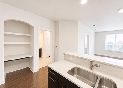 1340 W Gray Street - Photo 1