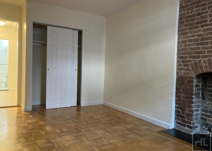 East 84 Street - Photo 1