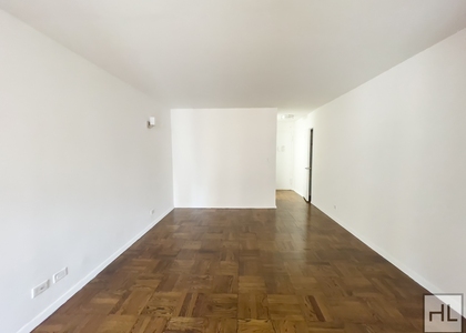 East 35 Street - Photo 1