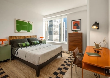 10th Avenue - Photo 1
