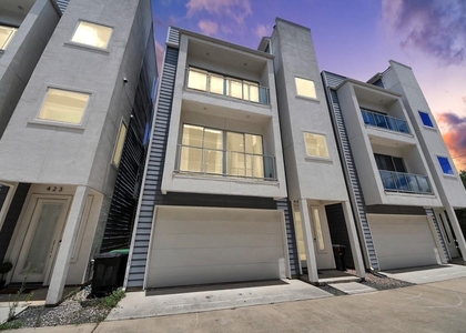 425 Gregg Street - Photo 1