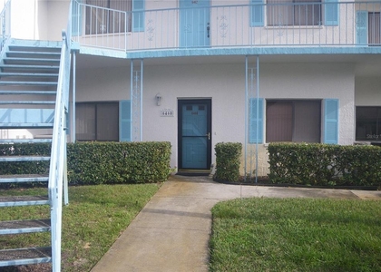 6460 River Run Boulevard - Photo 1