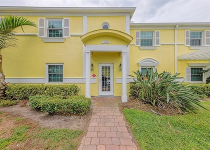 222 Pompano Drive Se - Photo 1