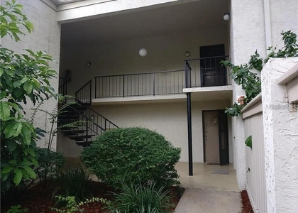 3298 Semoran Boulevard - Photo 1