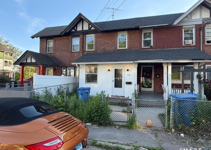 52 Oak Street - Photo 1