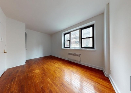255 East 61st Street Apartment - Photo 1