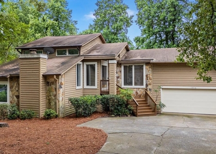 1016 Muirfield Drive - Photo 1