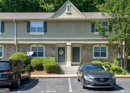 6900 Roswell Road - Photo 1