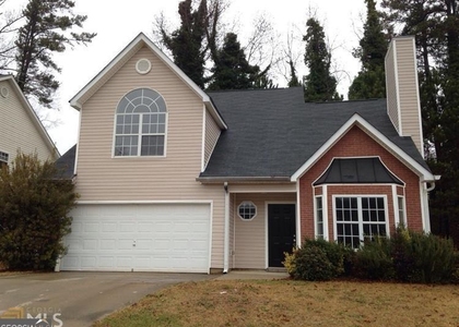 631 Sycamore Drive - Photo 1