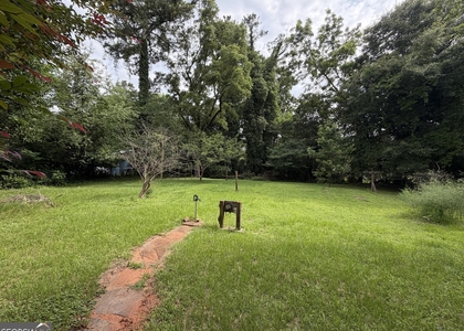 1054 College Station Road - Photo 1