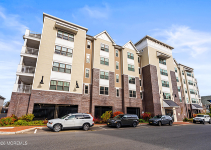 165 Pavilion Avenue - Photo 1