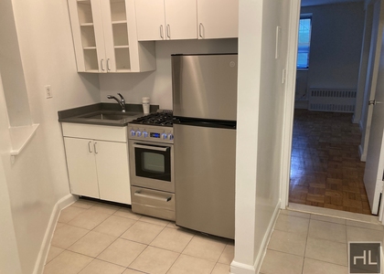 East 84 Street - Photo 1