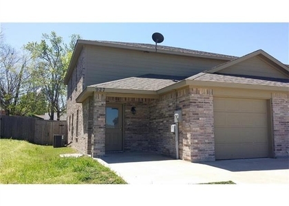 925 Parkplace Ridge - Photo 1