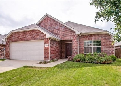 2793 Cresent Lake Drive - Photo 1