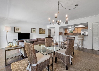 11863 Wimbledon Circle - Photo 1