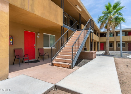 4401 N 12th Street - Photo 1